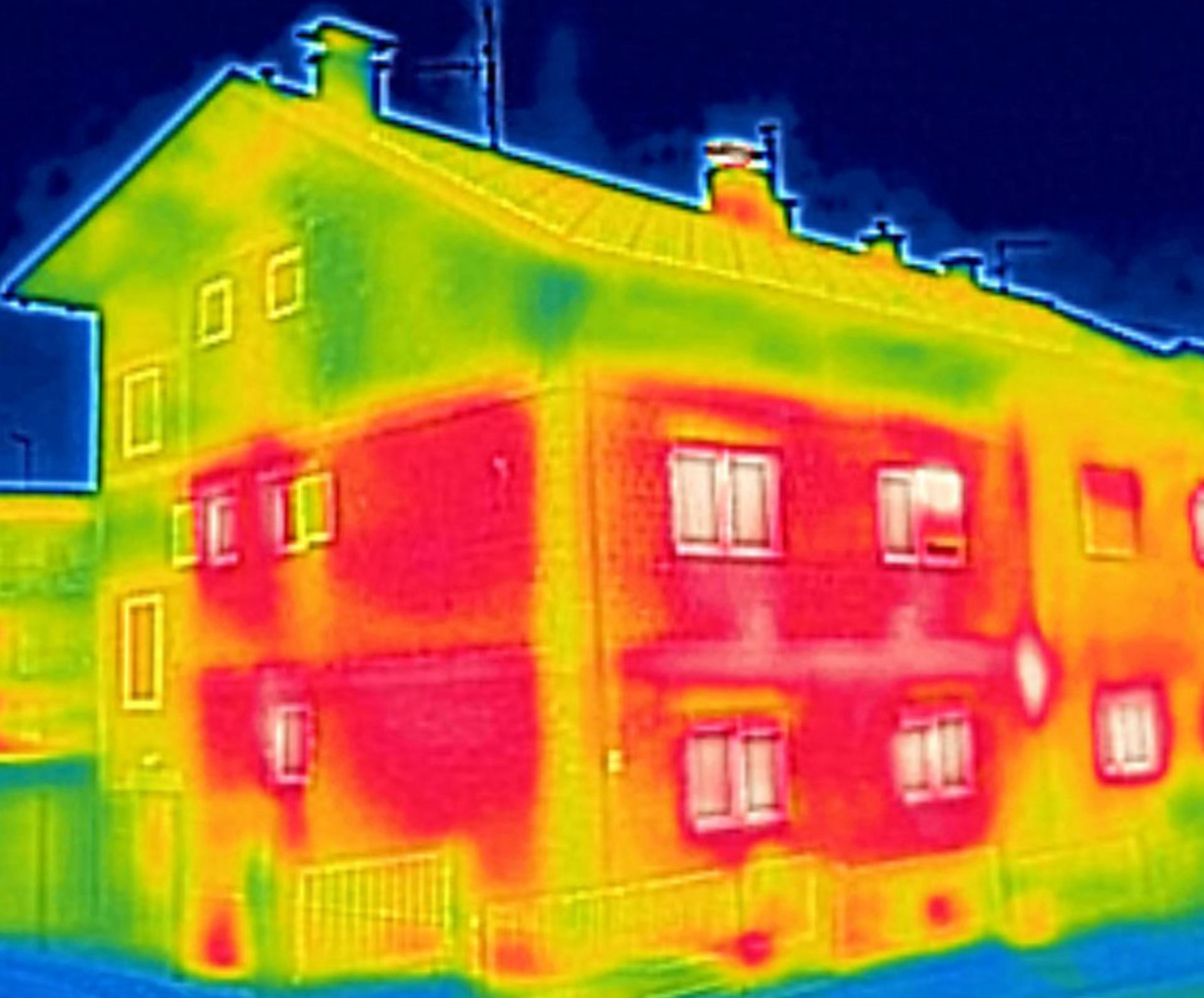 Thermal Photograph of home depicting heat loss